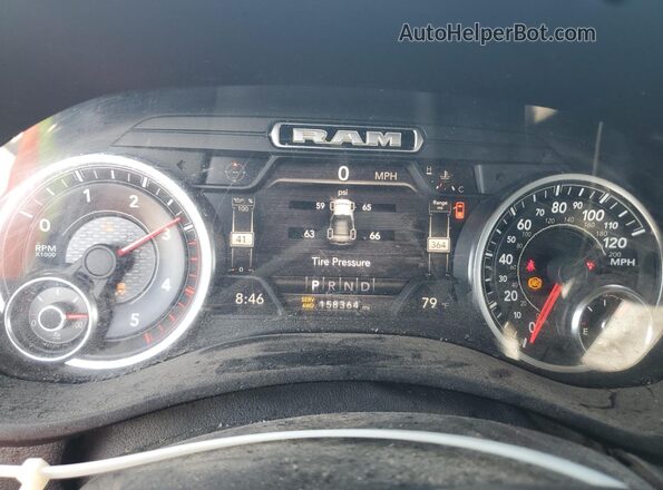 3C6UR5FL7LG110962 2020 RAM 2500 White Vista de los asientos traseros