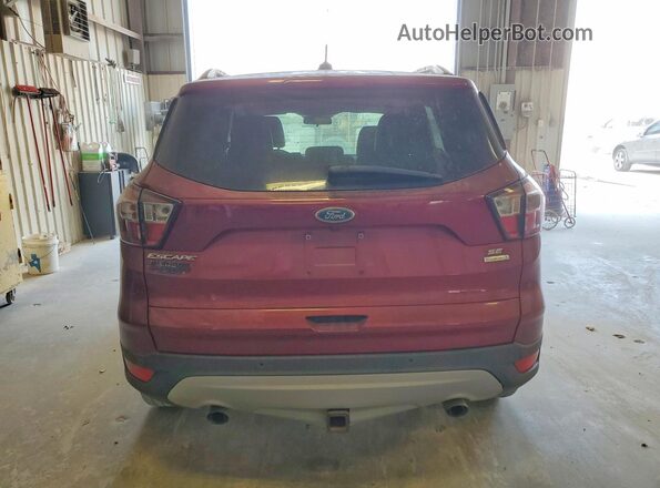 1FMCU0G98HUE72081 2017 FORD ESCAPE Red Вид салону спереду