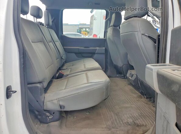 1FT7W2BTXSEC60380 2025 FORD F250 White Widok wnętrza z tyłu