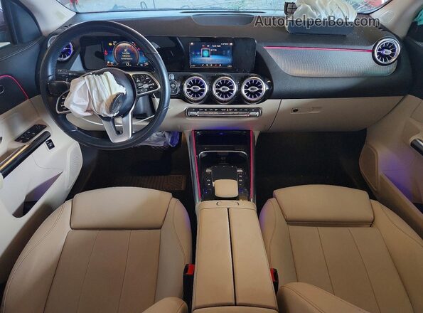 W1N4N4GB6MJ260896 2021 MERCEDES-BENZ GLA Maroon ხელსაწყოთა პანელის ხედი