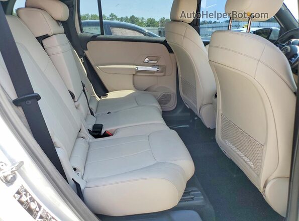 W1N4M4HB6LW040774 2020 MERCEDES-BENZ GLB-CLASS White Vista del compartimento del motor