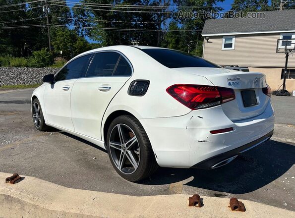 WDD3G4EB2KW034599 2019 MERCEDES-BENZ A White Задня права чверть