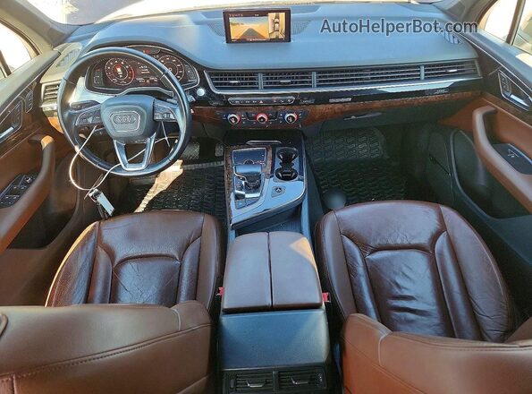 WA1LAAF72HD018230 2017 AUDI Q7 Black Вид щитка приладів