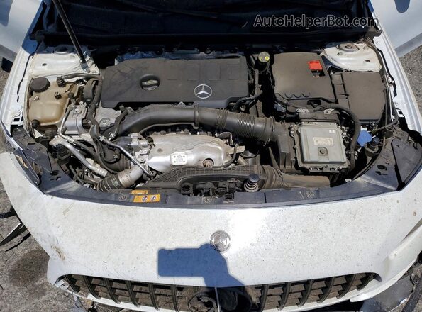 W1K3G4EB5LW043525 2020 MERCEDES-BENZ A White Widok komory silnika