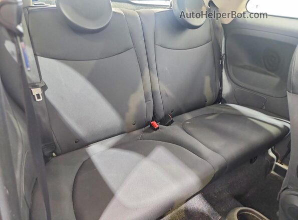 3C3CFFAR7GT184432 2016 FIAT 500 Blue Հետևի նստատեղերի տեսք