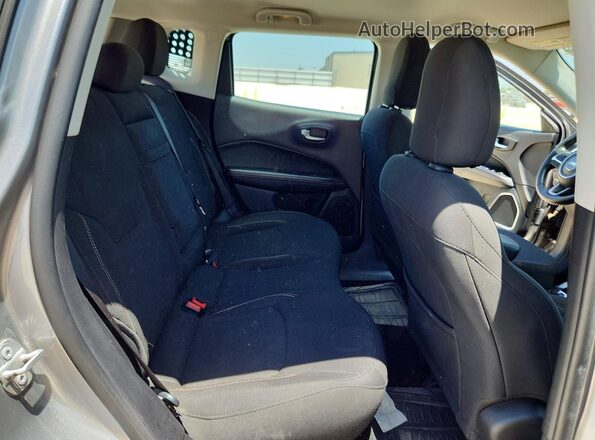 3C4NJCAB0LT147656 2020 JEEP COMPASS Silver უკანა სავარძლების ხედი