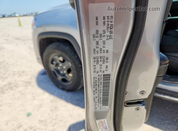 3C4NJCAB0LT147656 2020 JEEP COMPASS Silver ძრავის განყოფილების ხედი