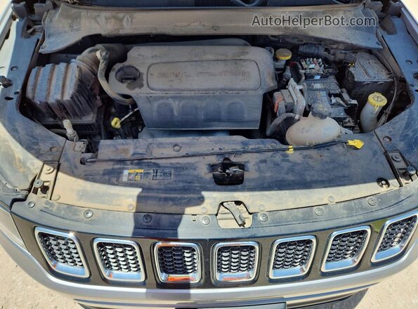 3C4NJCAB0LT147656 2020 JEEP COMPASS Silver უკანა სალონის ხედი