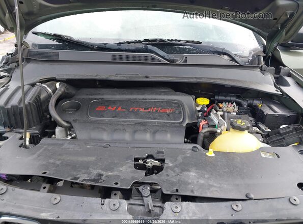 3C4NJCAB3JT263544 2018 JEEP COMPASS Green Widok z tyłu
