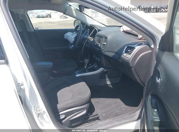 3C4NJCAB3JT287360 2018 JEEP COMPASS White წინა სალონის ხედი