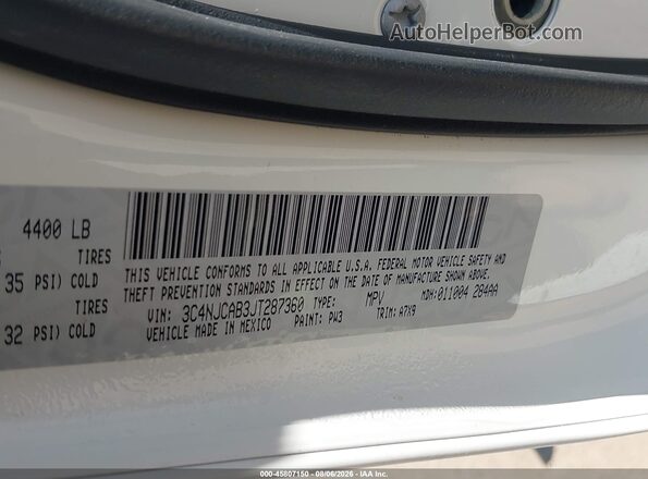 3C4NJCAB3JT287360 2018 JEEP COMPASS White ძრავის განყოფილების ხედი