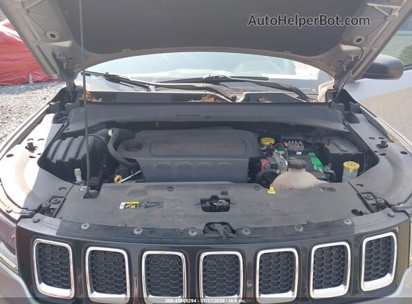 3C4NJCAB3JT357844 2018 JEEP COMPASS Black Հետևի տեսք