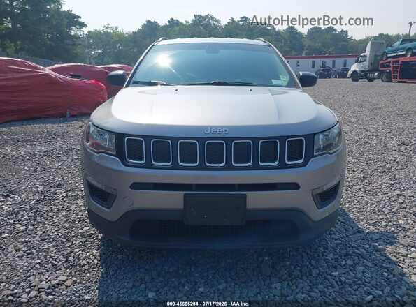 3C4NJCAB3JT357844 2018 JEEP COMPASS Black Սարքավորումների վահանակի տեսք