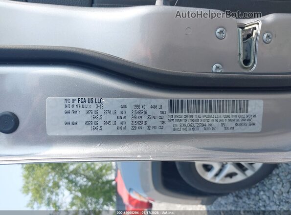 3C4NJCAB3JT357844 2018 JEEP COMPASS Black Շարժիչի բաժամունքի տեսք