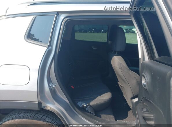 3C4NJCAB3JT357844 2018 JEEP COMPASS Black VIN կոդի պիտակի տեսք