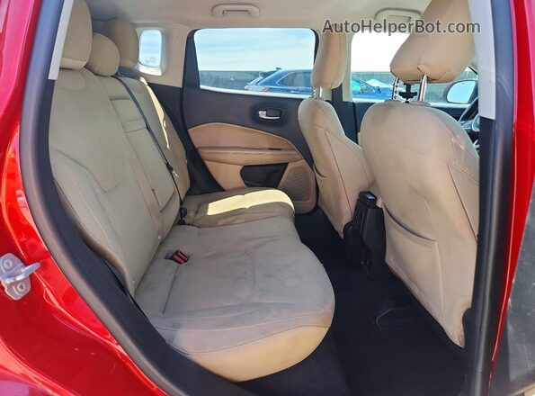 3C4NJCAB6JT102234 2018 JEEP COMPASS Red Vista de los asientos traseros