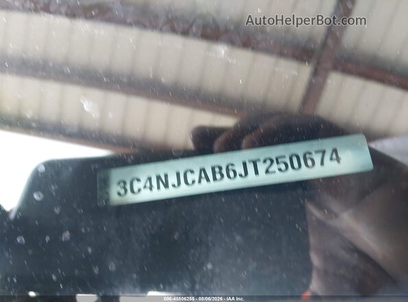 3C4NJCAB6JT250674 2018 JEEP COMPASS Orange Engine compartment view