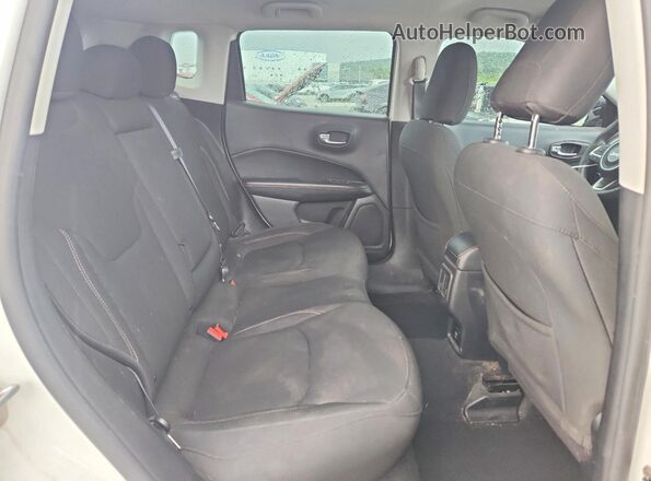3C4NJCAB8MT560328 2021 JEEP COMPASS White Vista de los asientos traseros