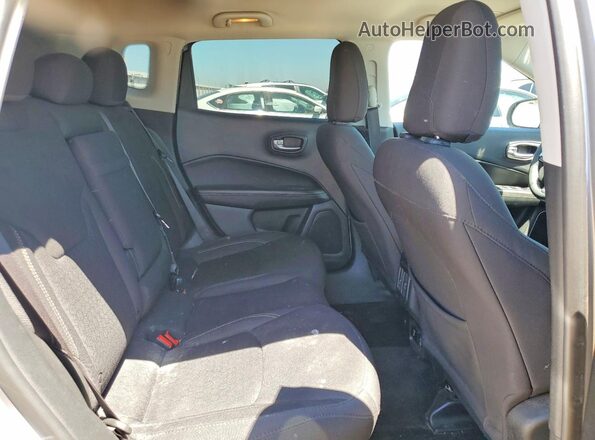3C4NJCABXKT615780 2019 JEEP COMPASS Серый Вид задней части салона