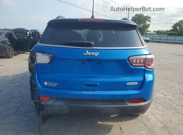 3C4NJCBB0JT124776 2018 JEEP COMPASS Blue Vista trasera