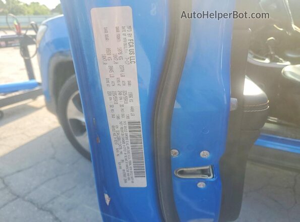 3C4NJCBB0JT124776 2018 JEEP COMPASS Blue Vista de la etiqueta del VIN