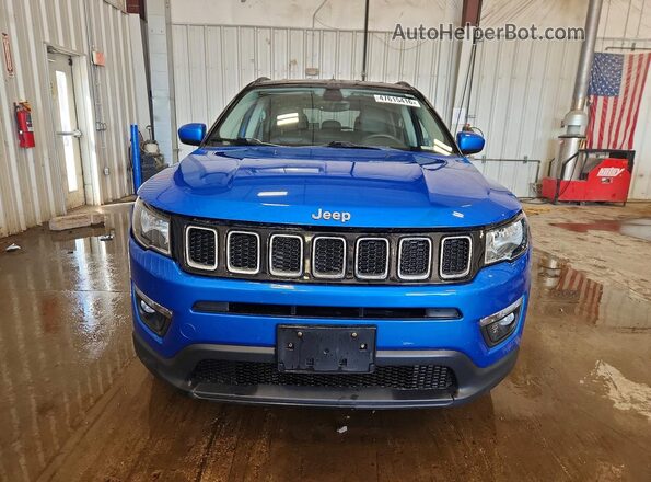 3C4NJCBB0JT193161 2018 JEEP COMPASS Blue Vista frontal