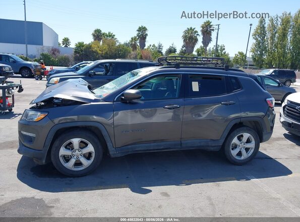 3C4NJCBB1JT469394 2018 JEEP COMPASS Gray Vista interior de 360 grados