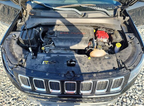 3C4NJCBB1LT224646 2020 JEEP COMPASS Black Вид задньої частини салону