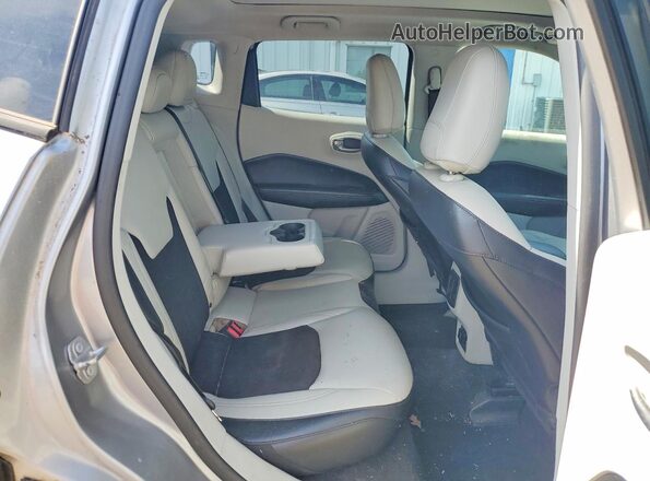 3C4NJCBB3HT632525 2017 JEEP COMPASS Gray უკანა სალონის ხედი