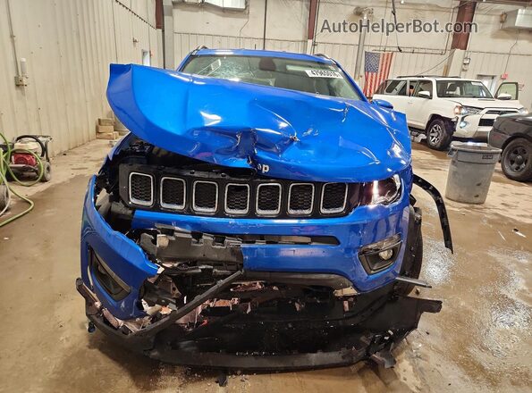 3C4NJCBB3JT108796 2018 JEEP COMPASS Синий Вид спереди