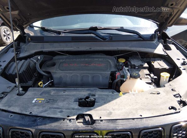 3C4NJCBB3JT358930 2018 JEEP COMPASS Серый Вид сзади