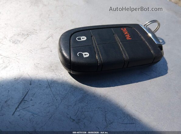 3C4NJCBB3JT358930 2018 JEEP COMPASS Серый Вид панели приборов