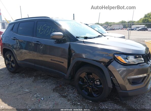 3C4NJCBB3JT358930 2018 JEEP COMPASS Серый 