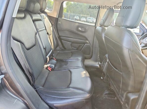 3C4NJCBB4HT690742 2017 JEEP COMPASS Charcoal Вид задньої частини салону