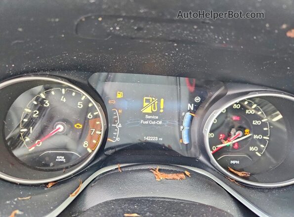 3C4NJCBB4JT134324 2018 JEEP COMPASS Black Widok zestawu wskaźników