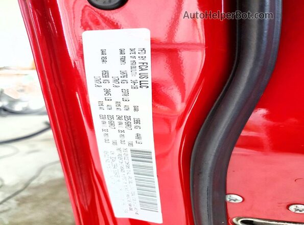 3C4NJCBB4KT636459 2019 JEEP COMPASS Red Vista del compartimento del motor