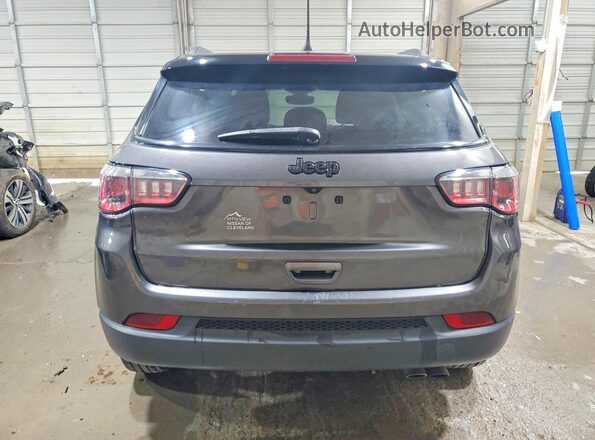 3C4NJCBB4LT122810 2020 JEEP COMPASS Gray Rear view