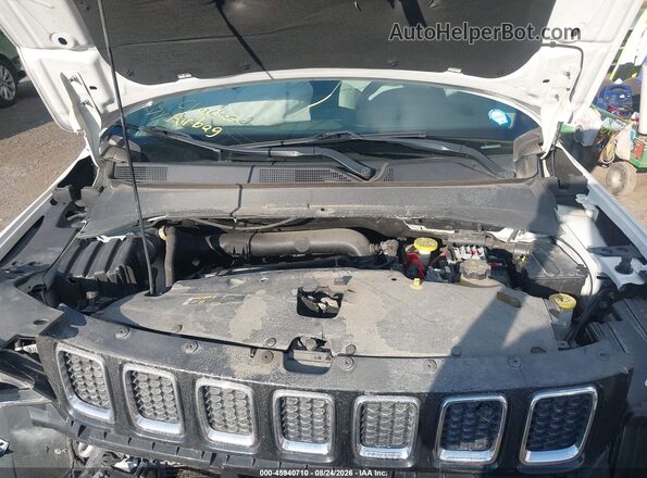 3C4NJCBB4LT166077 2020 JEEP COMPASS White Вид ззаду