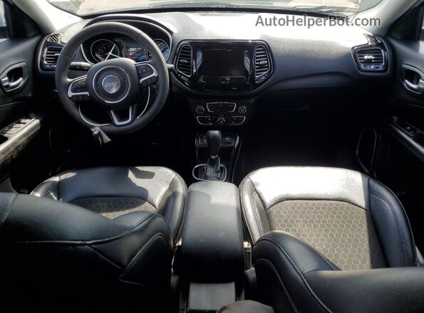 3C4NJCBB4MT567730 2021 JEEP COMPASS White Widok deski rozdzielczej