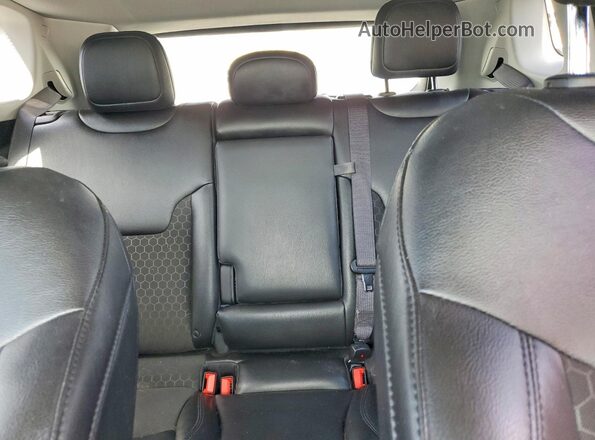 3C4NJCBB4MT567730 2021 JEEP COMPASS White Widok tylnych siedzeń