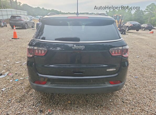 3C4NJCBB5HT632543 2017 JEEP COMPASS Black Rear view