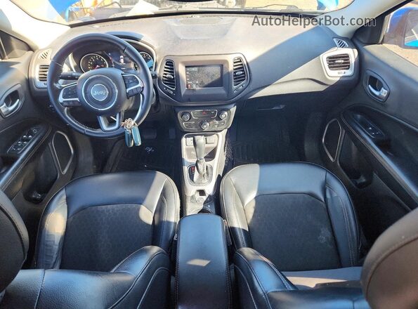 3C4NJCBB5JT137667 2018 JEEP COMPASS Black 
