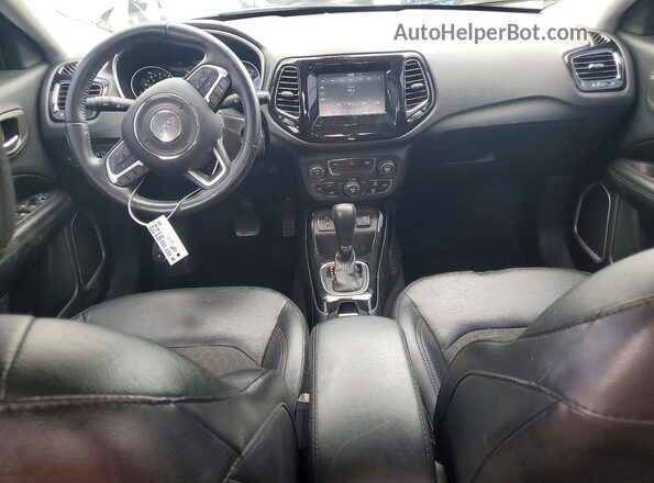 3C4NJCBB5KT756142 2019 JEEP COMPASS Gray Widok deski rozdzielczej