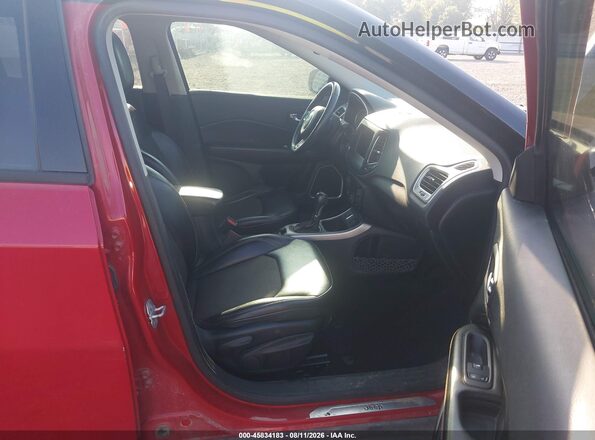 3C4NJCBB5LT102582 2020 JEEP COMPASS Red Widok wnętrza z przodu