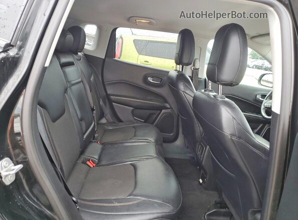 3C4NJCBB6JT123972 2018 JEEP COMPASS Black Vista interior trasera