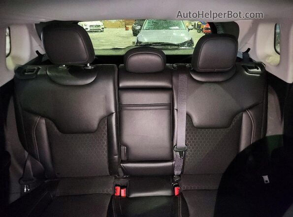 3C4NJCBB6KT692323 2019 JEEP COMPASS Blue Widok tylnych siedzeń
