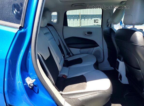3C4NJCBB6KT730598 2019 JEEP COMPASS Blue Rear interior view