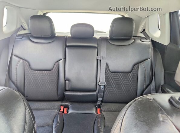 3C4NJCBB7MT505657 2021 JEEP COMPASS Silver Rear seats view