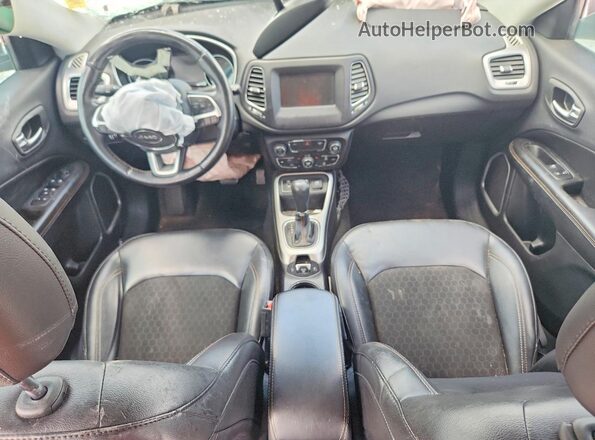 3C4NJCBB7MT505657 2021 JEEP COMPASS Silver Dashboard view
