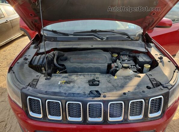 3C4NJCBB8HT607457 2017 JEEP COMPASS Maroon Engine compartment view
